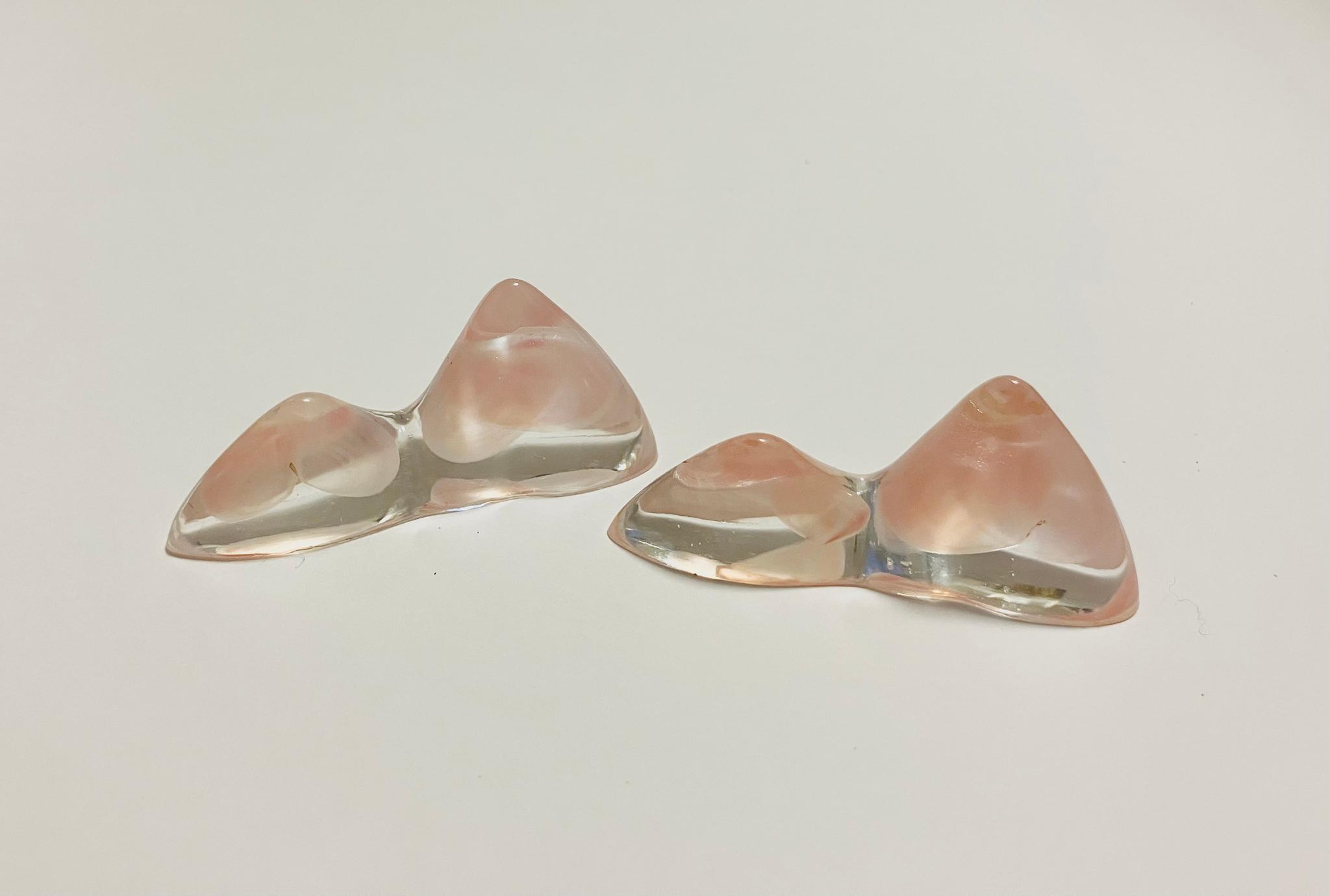 山の箸置き　ペア（桜貝の春）