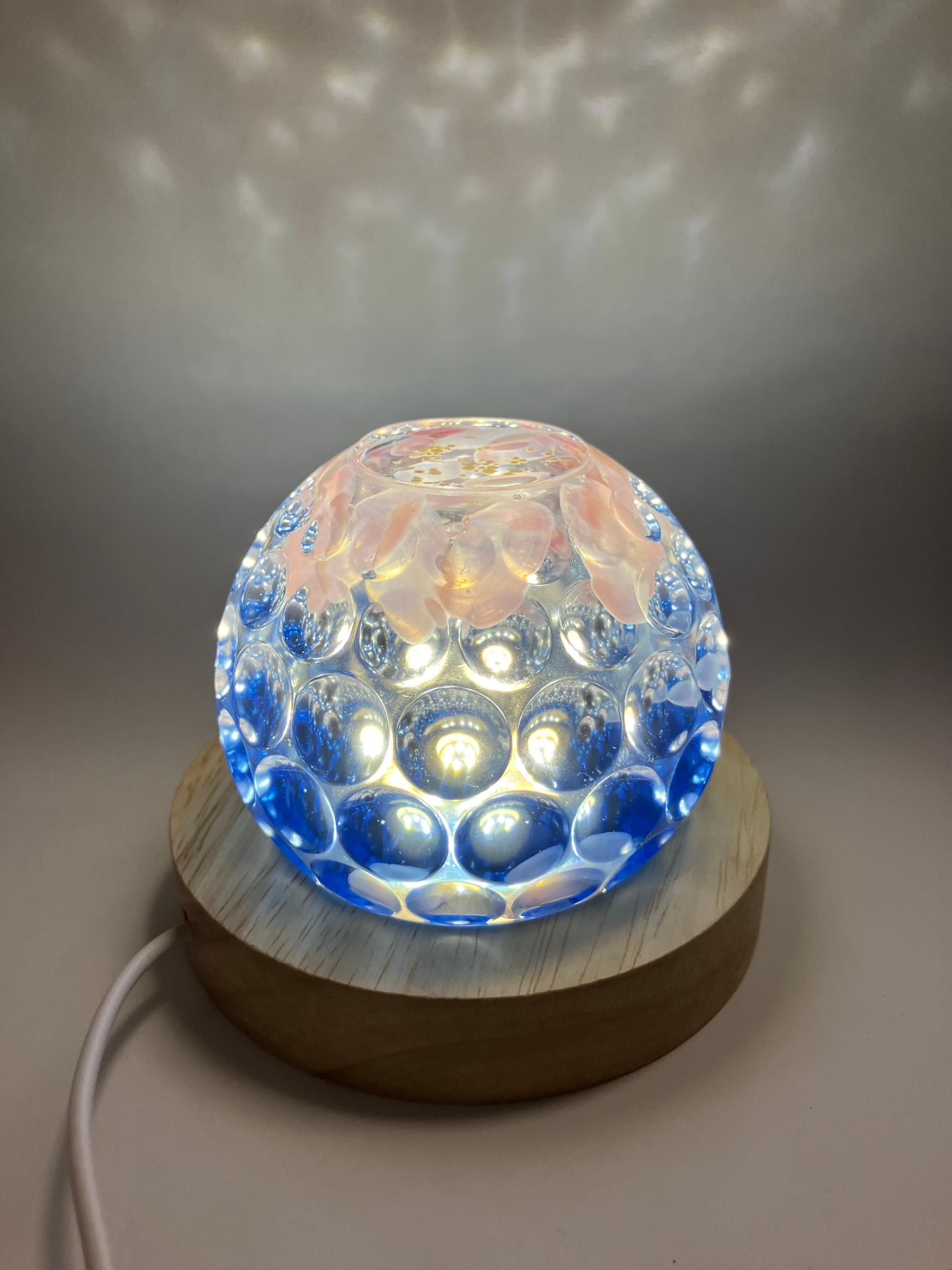 幻想的なクラゲのランタン（青）